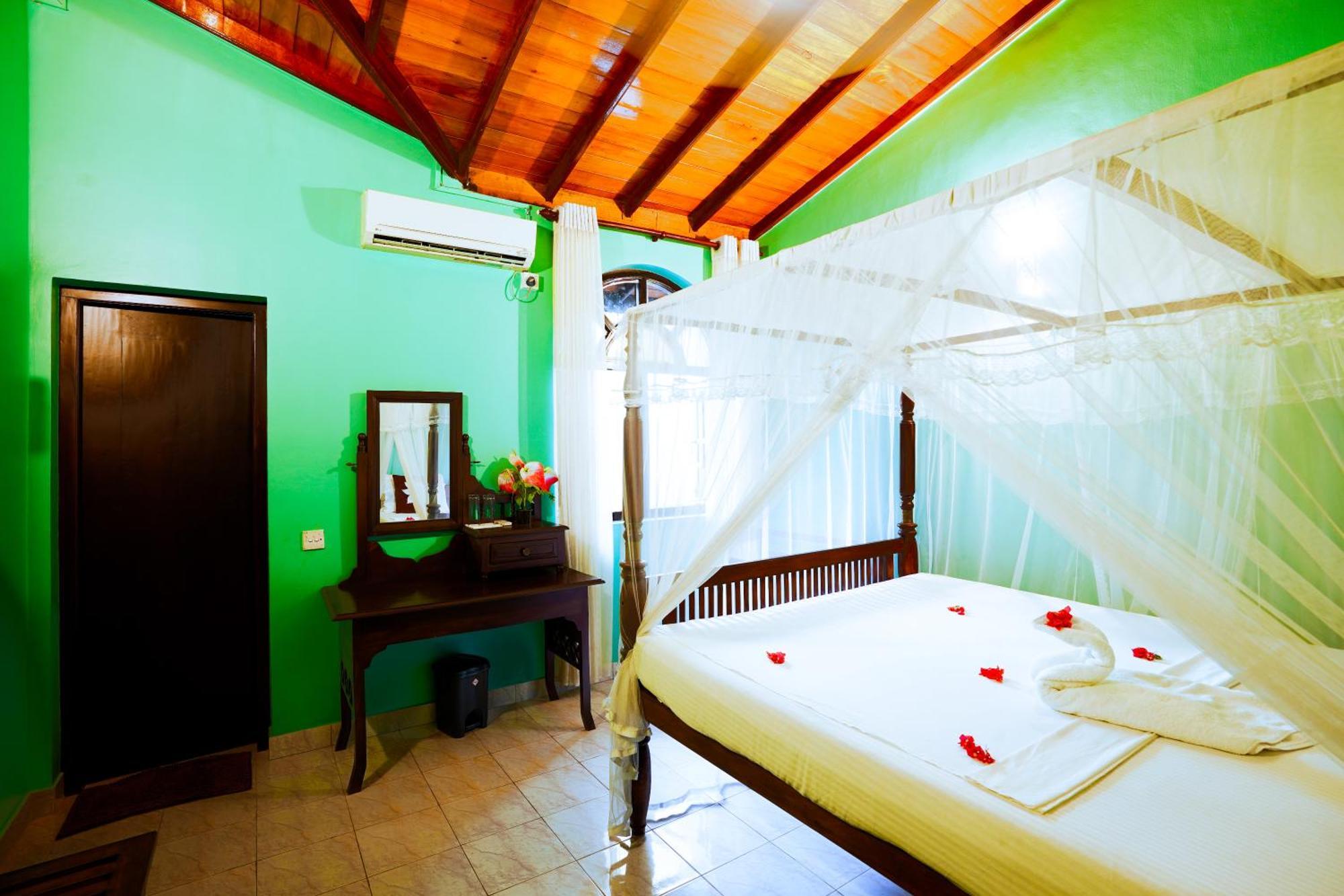 Frangipani Motel Galle Luaran gambar