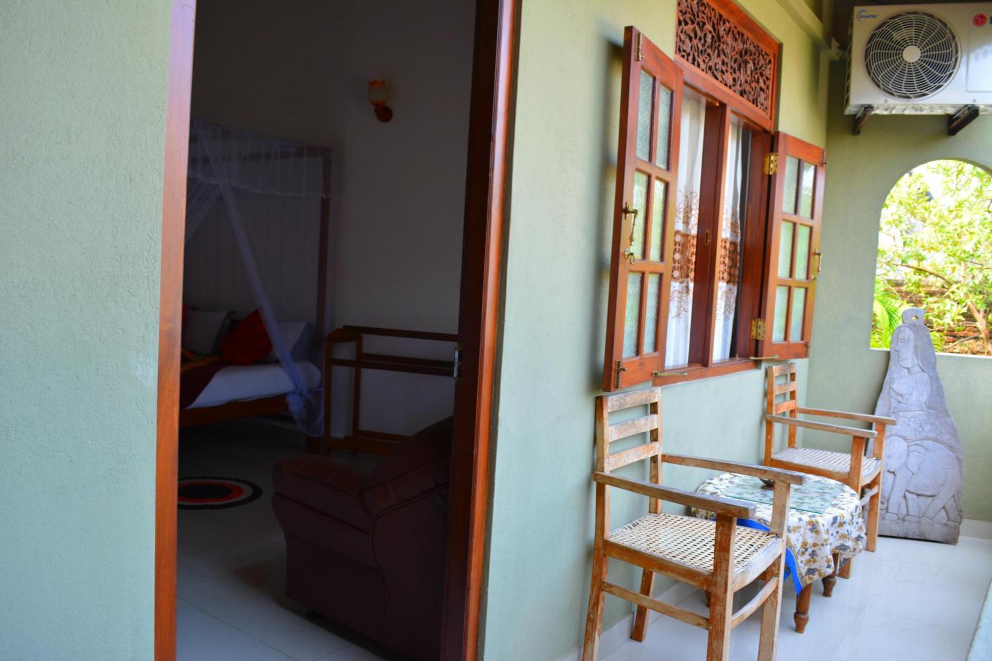 Frangipani Motel Galle Bilik gambar