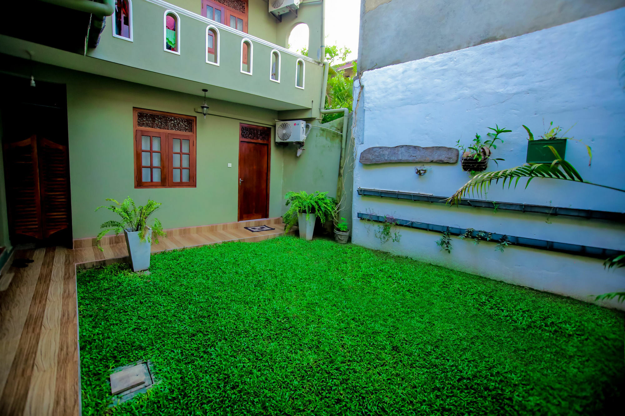 Frangipani Motel Galle Luaran gambar